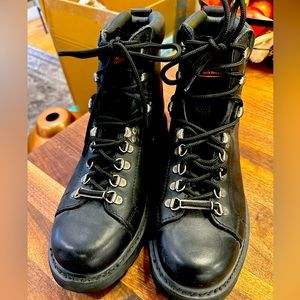 Men’s Harley Davidson boots. Leather, men’s size 10, black, lace up. NWOT
